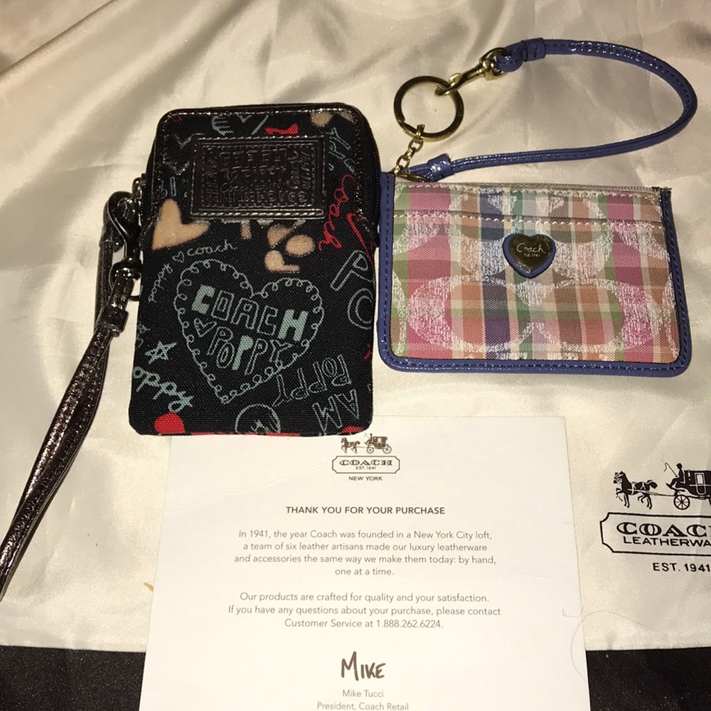 🥰EUC🥰AUTHENTIC COACH WRISTLET SET🥰